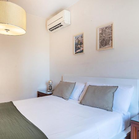 Ferienwohnung R&B Muntaner Barcelona Exterior foto