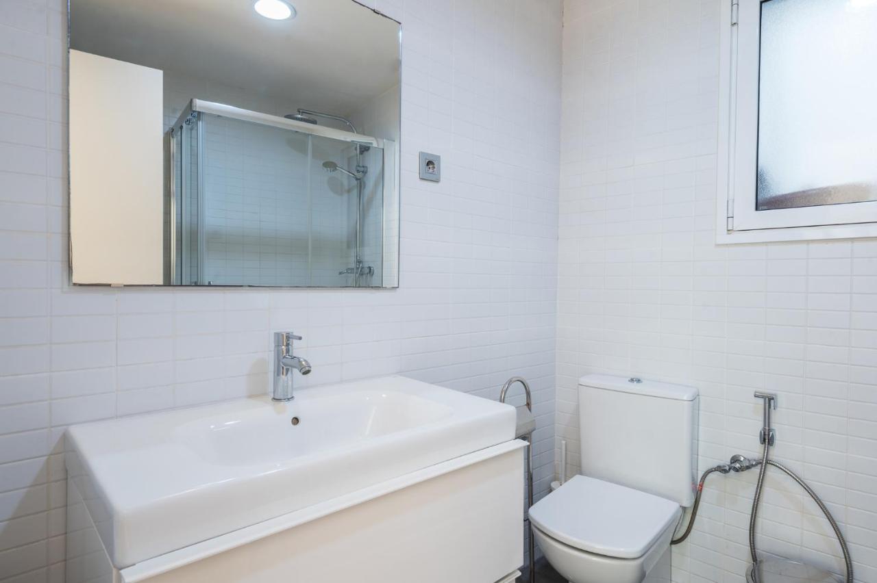 Ferienwohnung R&B Muntaner Barcelona Exterior foto